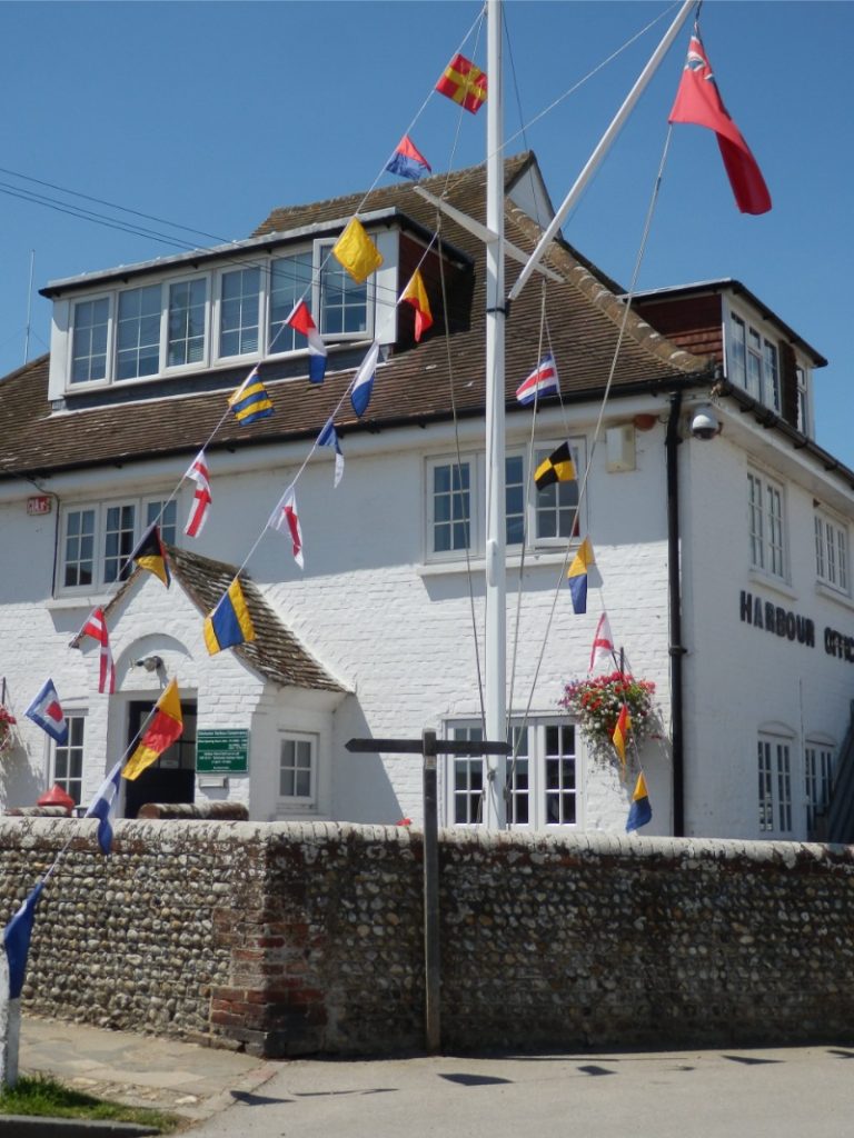 harbour office itchenor