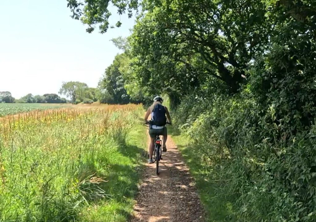 cycling on the saltns way