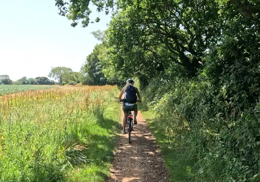cycling on the saltns way